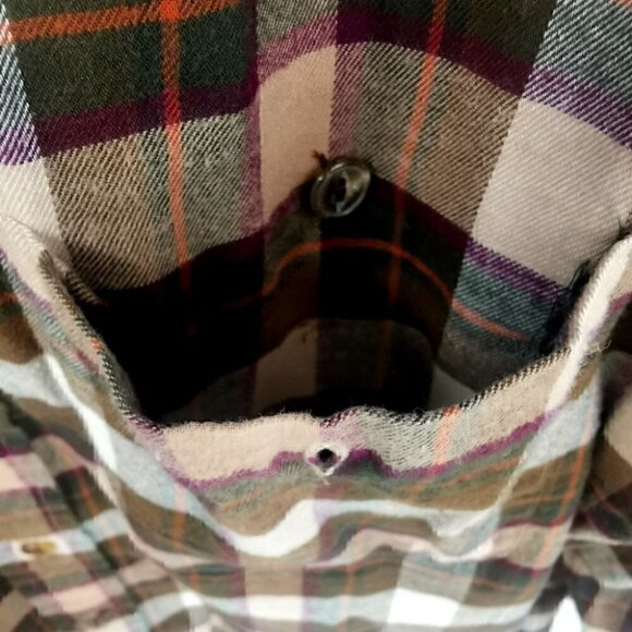 Abercrombie & Fitch Men's M Buttoned Plaid Shirt - Picture 6 of 16